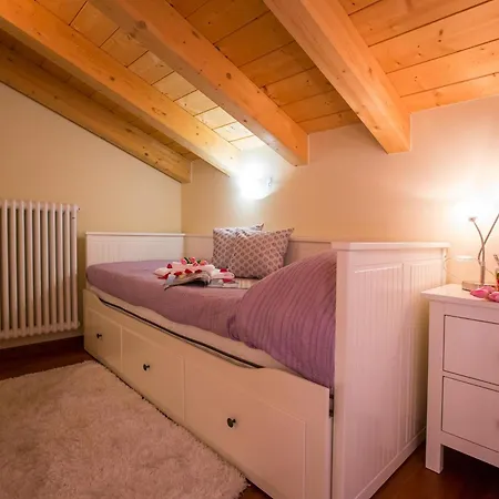 Ulivi Apt.7 تريميتْسّو